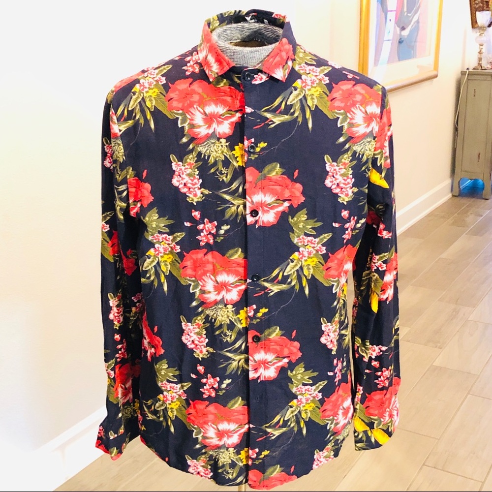 Mymstorm Men's button down shirt, long sleeve NWT